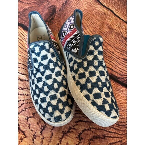 Kim & Zozi Hippie Bling Aztec Slip On Sneaker Women's Size‎ 8 Blue Tribal. - Picture 3 of 8